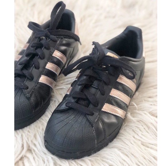 adidas superstar rose gold black